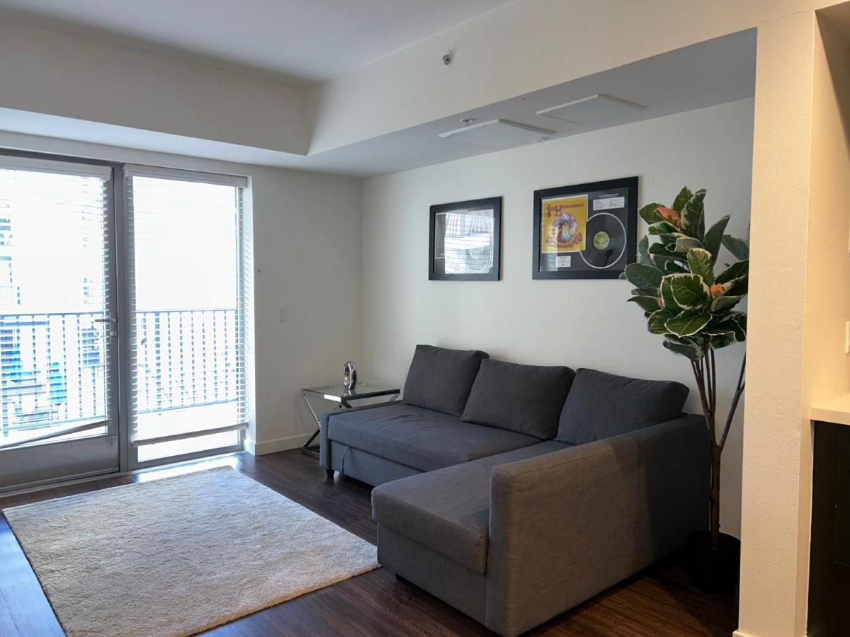 Luxury Apartment In Hollywood Лос Анджелис Екстериор снимка