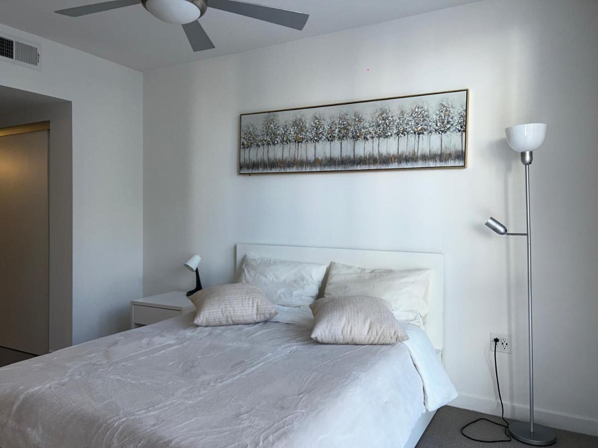 Luxury Apartment In Hollywood Лос Анджелис Екстериор снимка